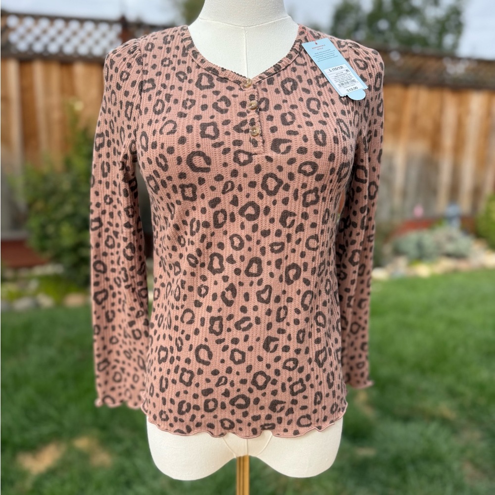 Cat and Jack Girls Leopard Print Long Sleeve Top NWT